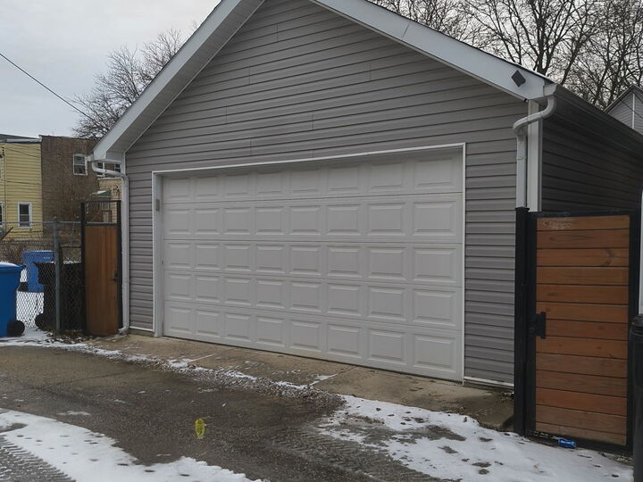 Property Photo:  5527 S May Street  IL 60621 