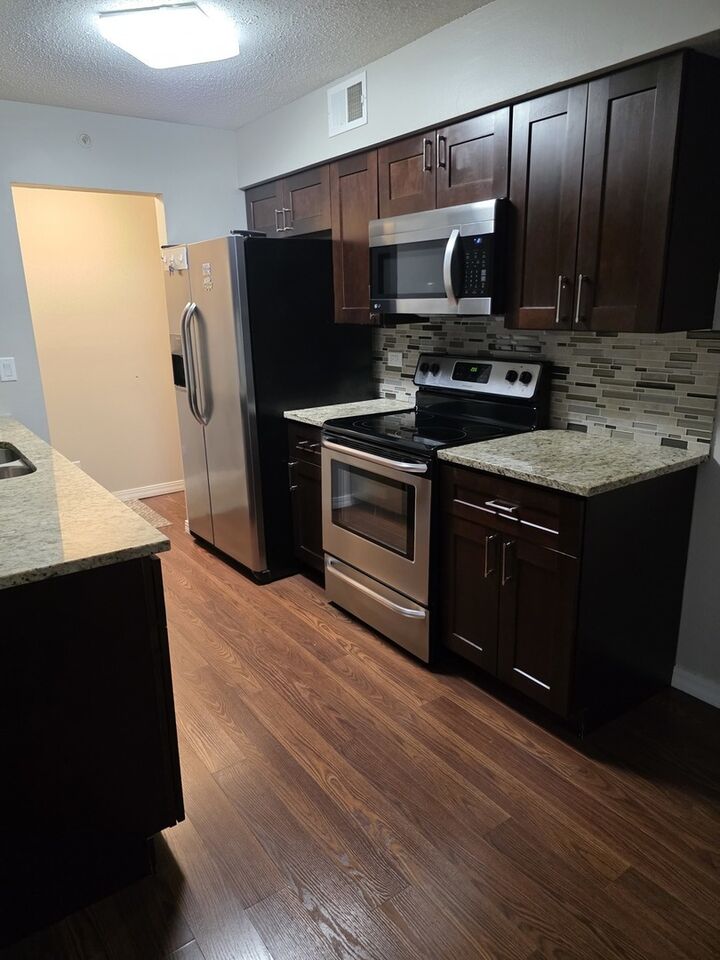 Property Photo: 2608 Pirates Cove 3 IL 60173