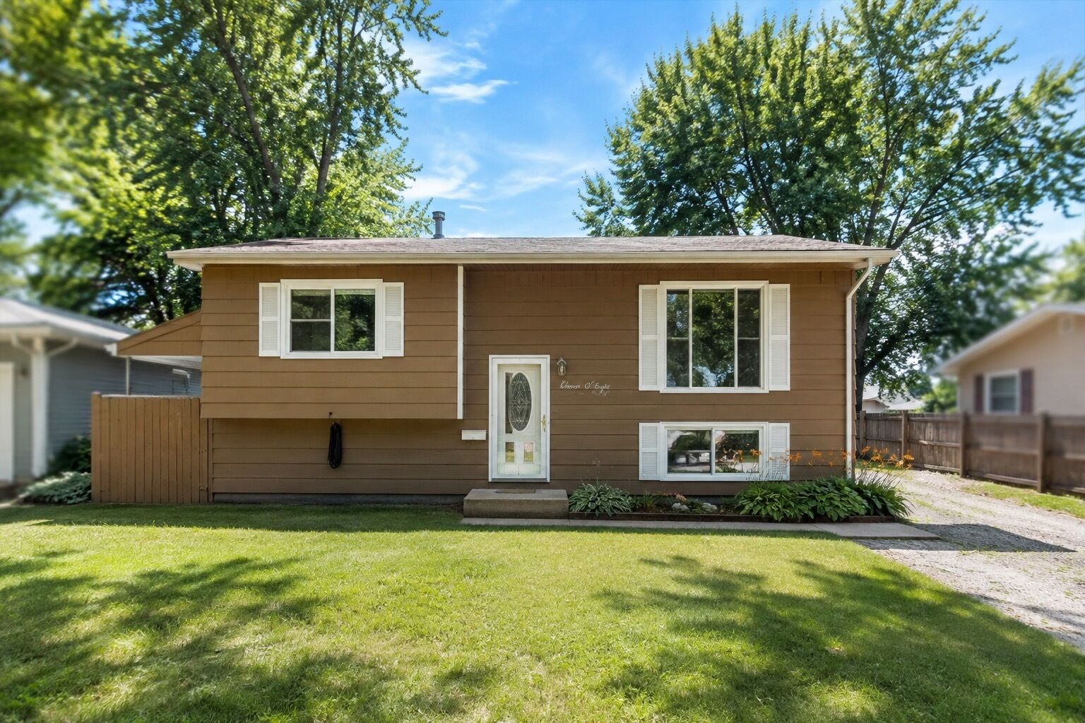 Property Photo:  1108 E 5th Street  IL 60548 