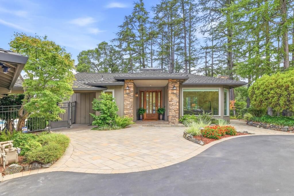 Property Photo:  18113 Saratoga Los Gatos Road  CA 95030 