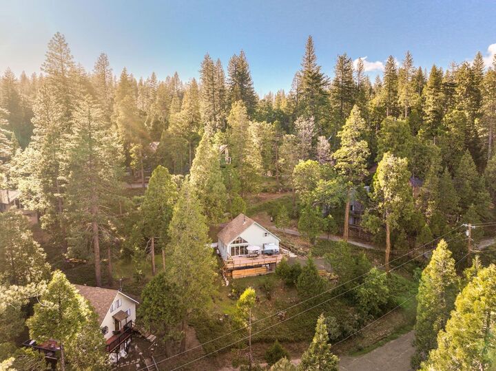 Property Photo:  1622 Anna Lee Way  CA 95223 