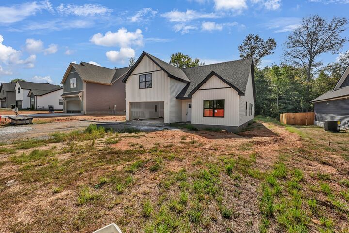 Property Photo:  277 Wayne Hall Rd  TN 37040 