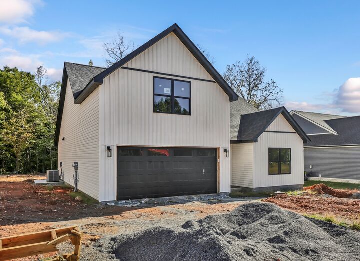 Property Photo:  277 Wayne Hall Rd  TN 37040 