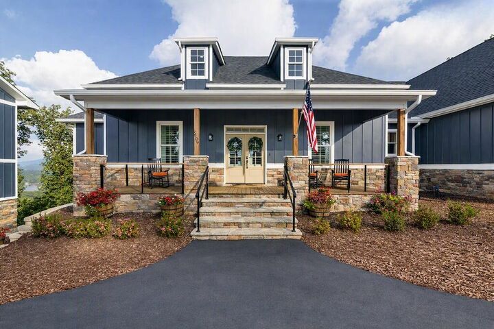 Property Photo:  609 Winding Ridge  GA 30512 
