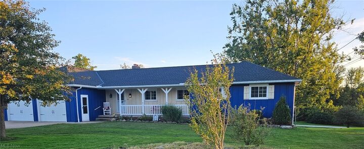Property Photo:  28000 Aurora Road  OH 44139 