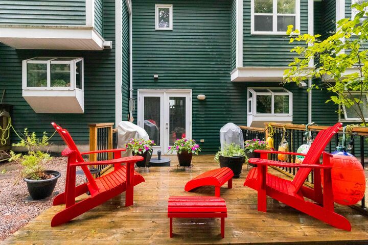 Property Photo:  252 Spinnaker Drive  NS B3N 3C6 