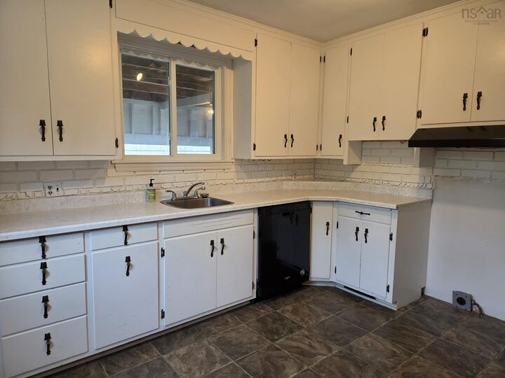 Property Photo:  95 Higgins St  NS B2N 2L6 