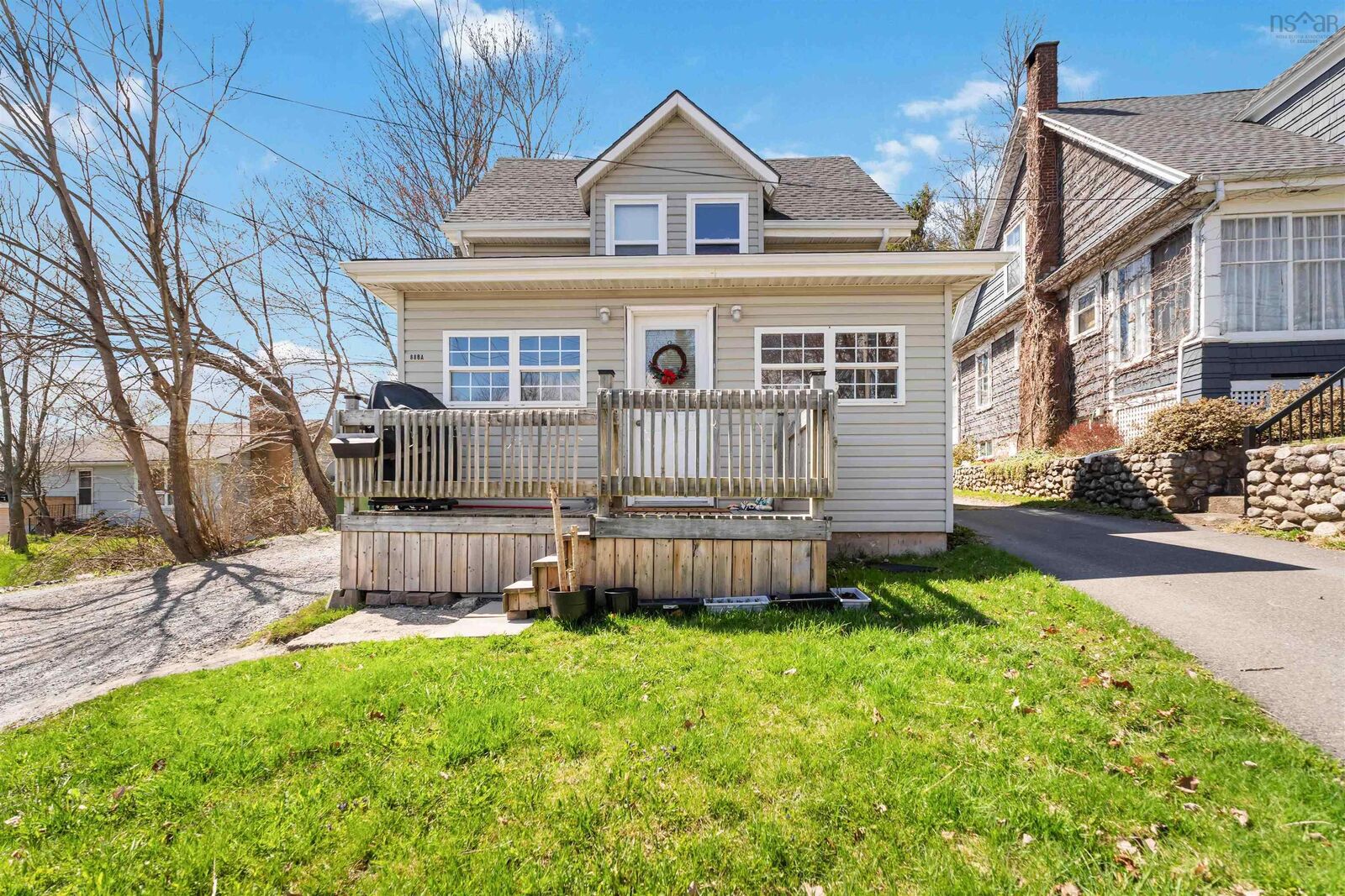 Property Photo:  886 King Street  NS B0N 2T0 