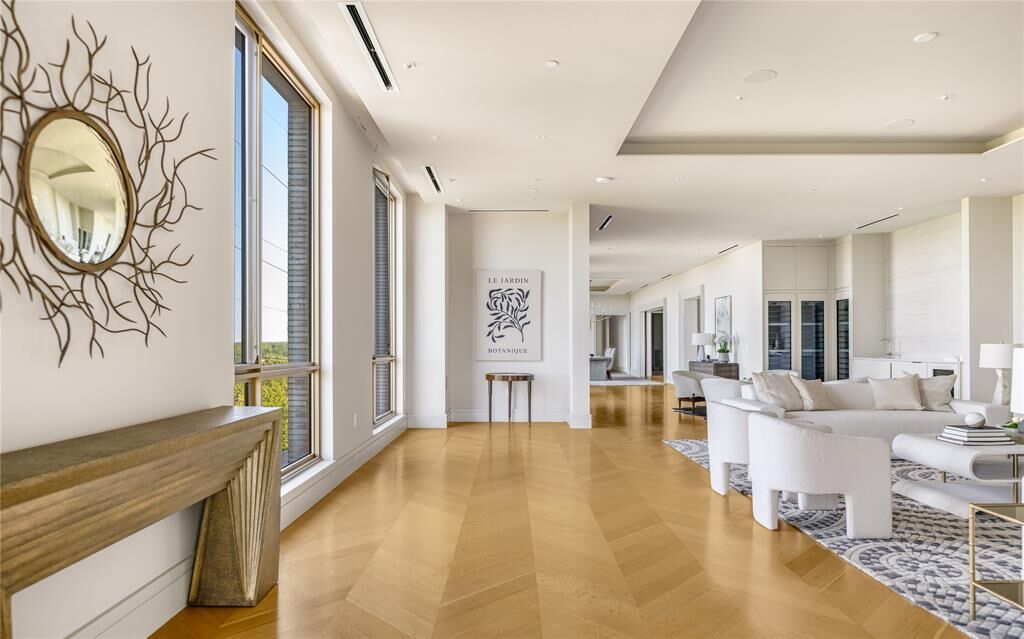 Property Photo:  4205 Buena Vista Street 501  TX 75205 
