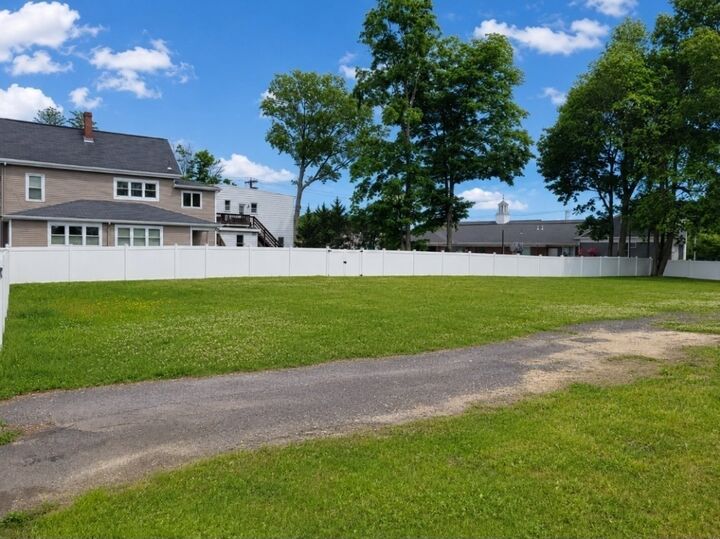 Property Photo:  8 Damon  MA 01778 
