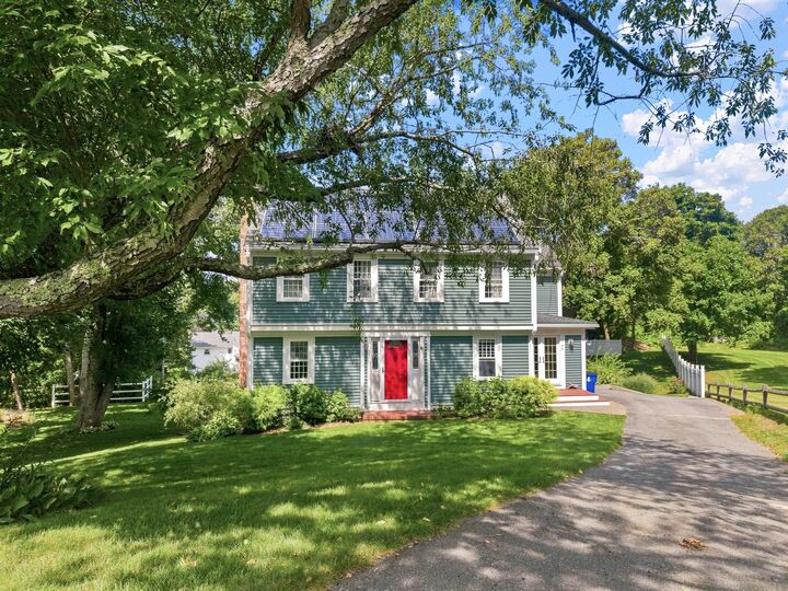 Property Photo:  6 Meadowlark Ln  MA 02562 