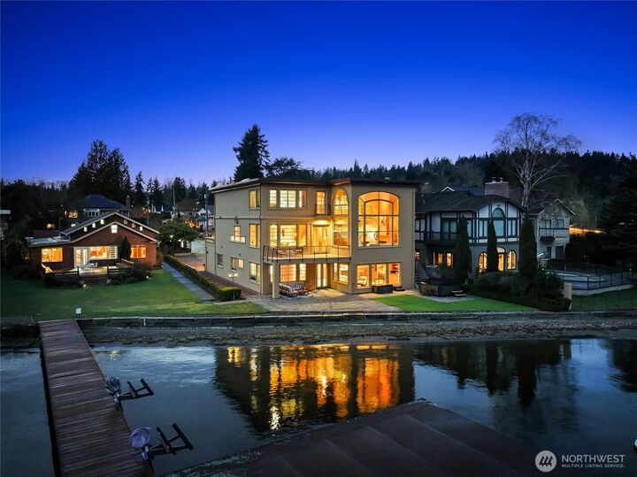 Property Photo: 4701 NE Shore Place WA 98155