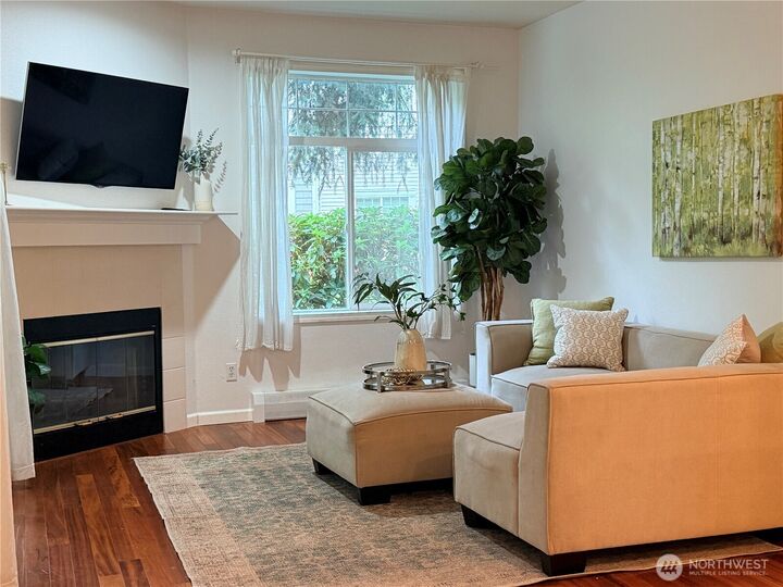 Property Photo:  23202  58th Avenue S 2-1  WA 98032 