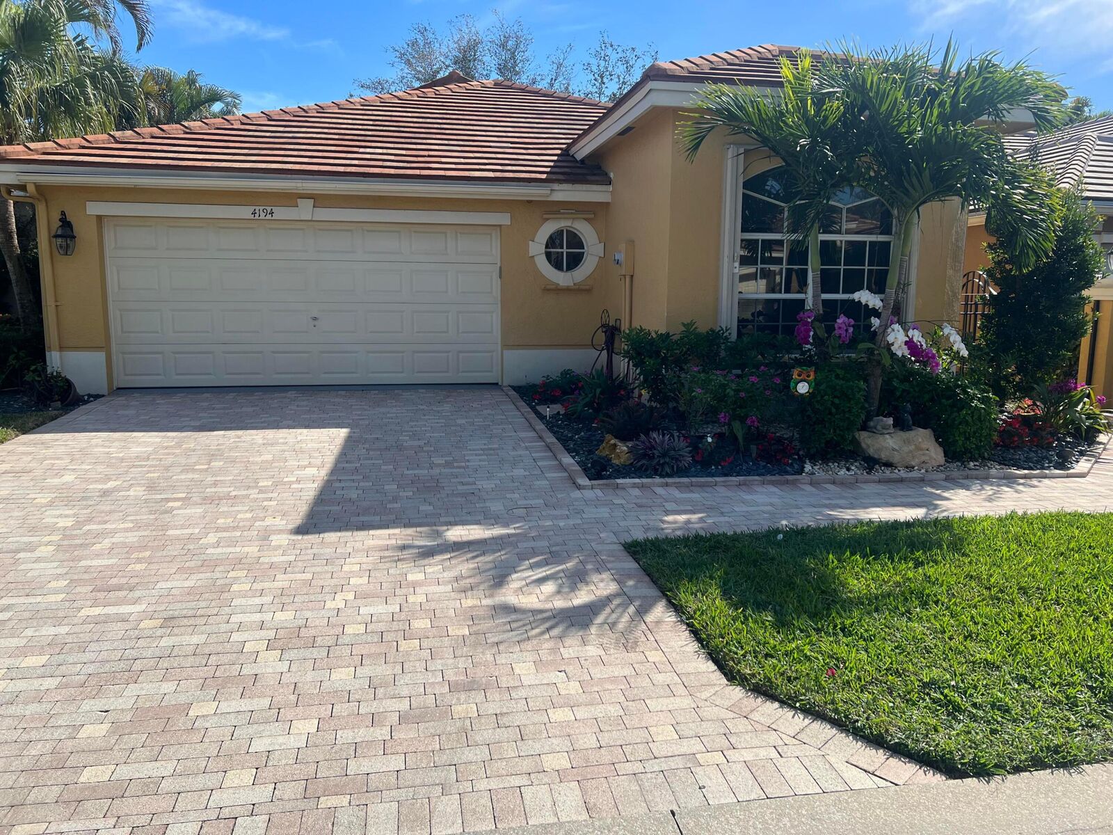 Property Photo: 4194 Imperial Isle Drive FL 33449