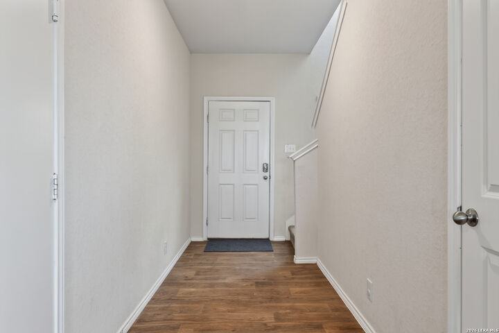 Property Photo: 469 Middle Green Loop TX 78114