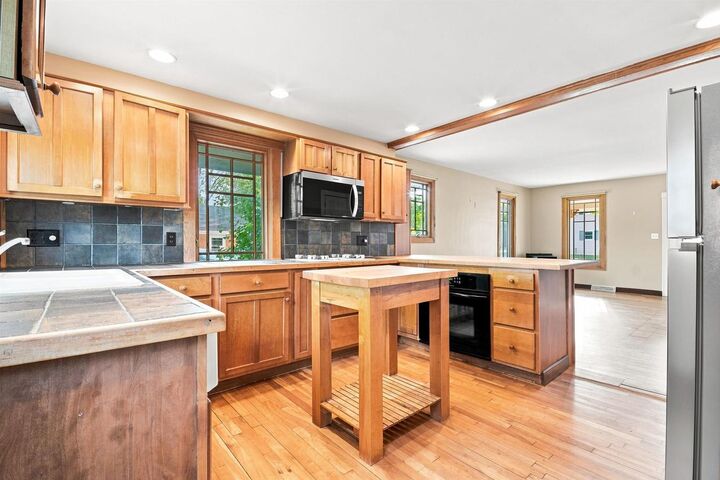 Property Photo:  572 Mill Street  WI 54941 