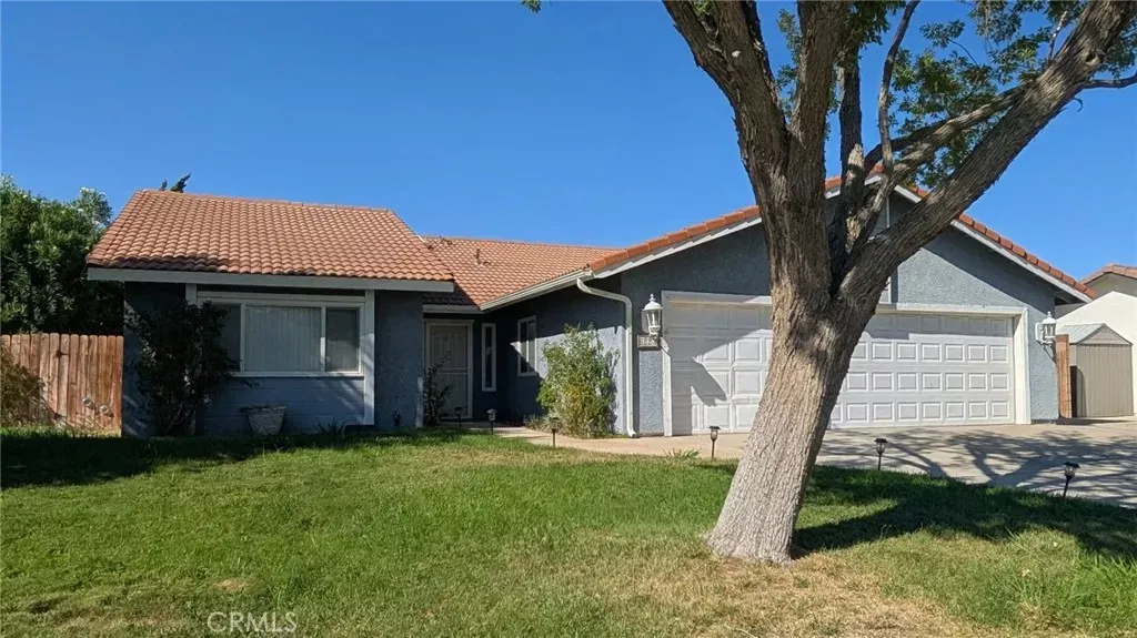 Property Photo:  6223 Almond Valley  CA 93536 