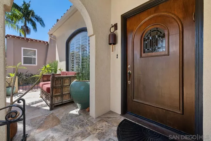 Property Photo:  4874 Edgeware Road  CA 92116 