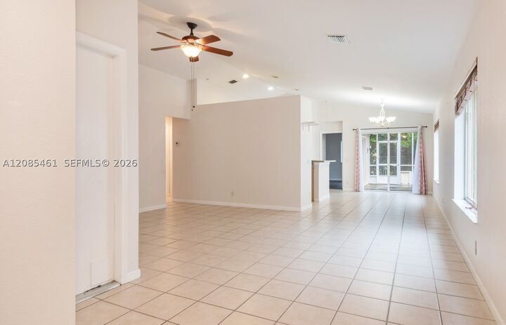 Property Photo:  1211 Golden Cane Dr  FL 33327 