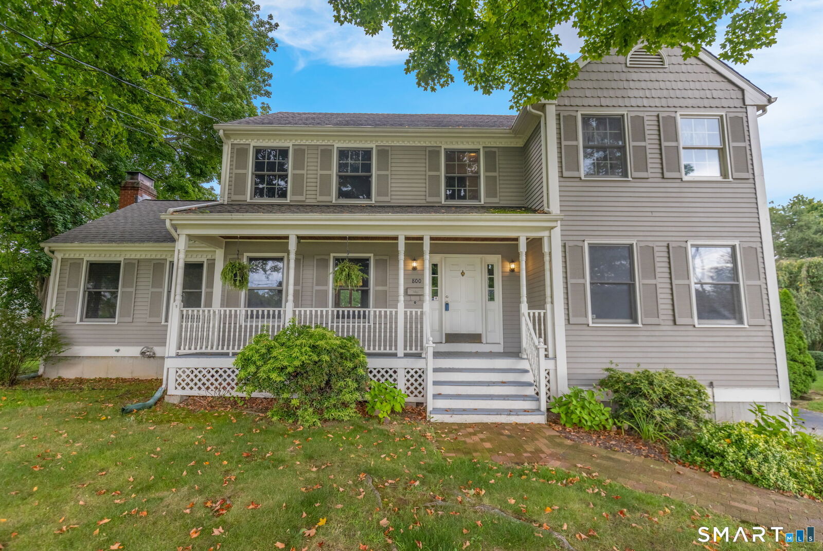 Property Photo: 800 East Main Street CT 06614