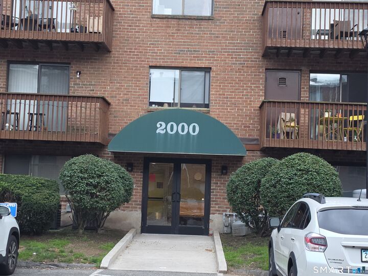 Property Photo:  2320 Harbor View Drive 2320  CT 06067 