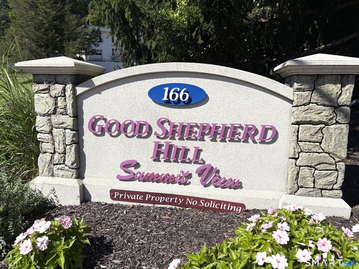 Property Photo: 166 Old Brookfield Road 33-1 CT 06811