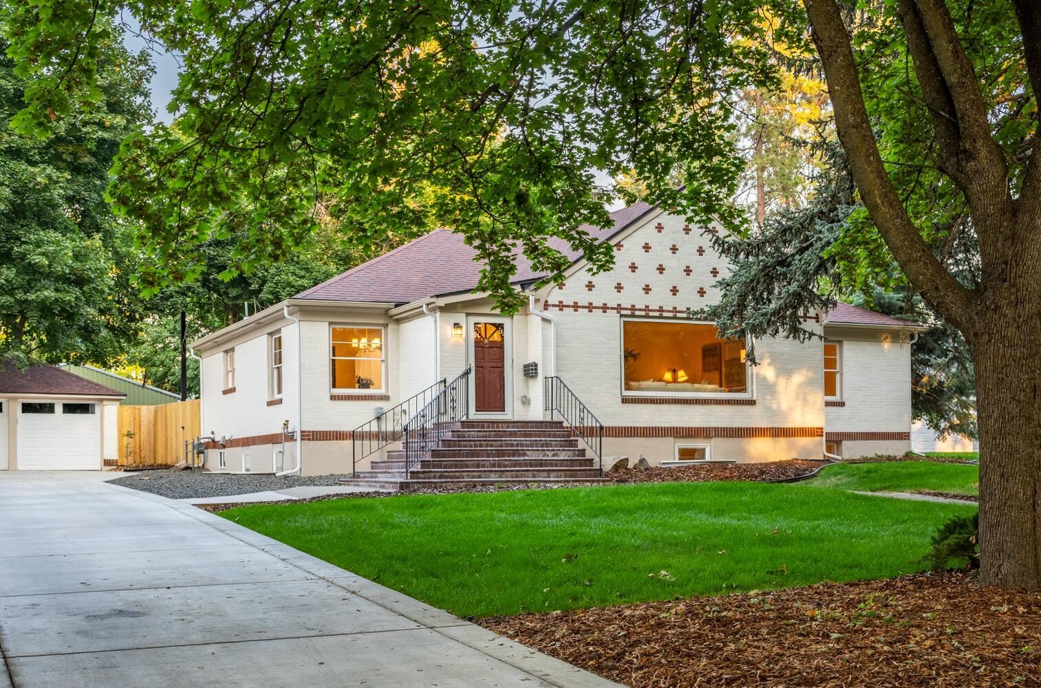 Property Photo: 3011 S Manito Blvd WA 99203