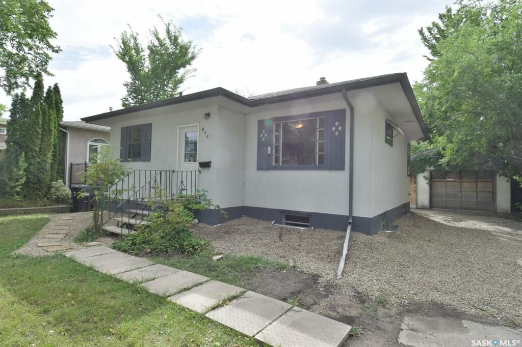 Property Photo:  109 108th Street W  SK S7N 1P3 