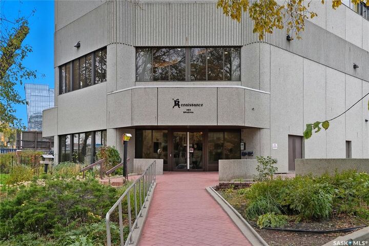 Property Photo:  424 Spadina Crescent E 650  SK S7K 6X7 