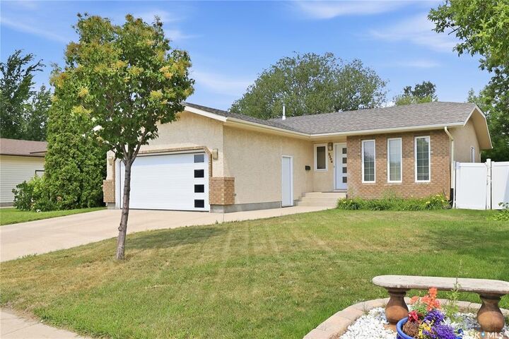 Photo de la propriété: 2206 Assiniboine Avenue E SK S4V 2E8