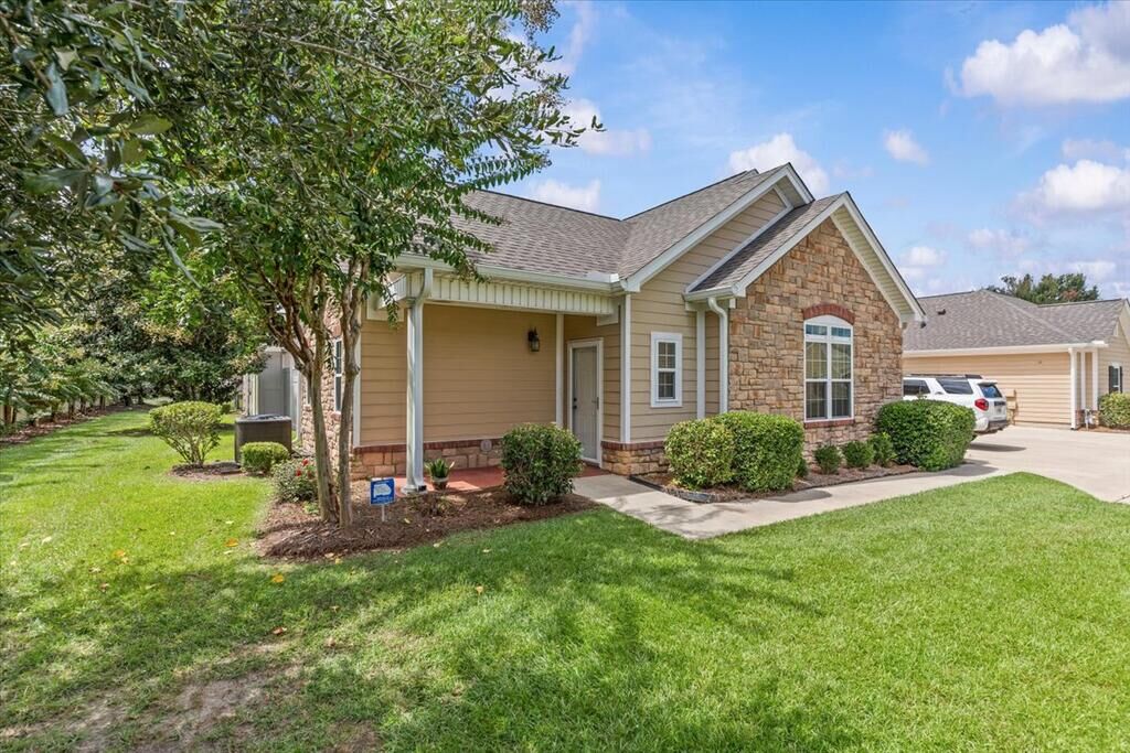 Property Photo:  310-4 Hidden Creek Circle  AL 36301 