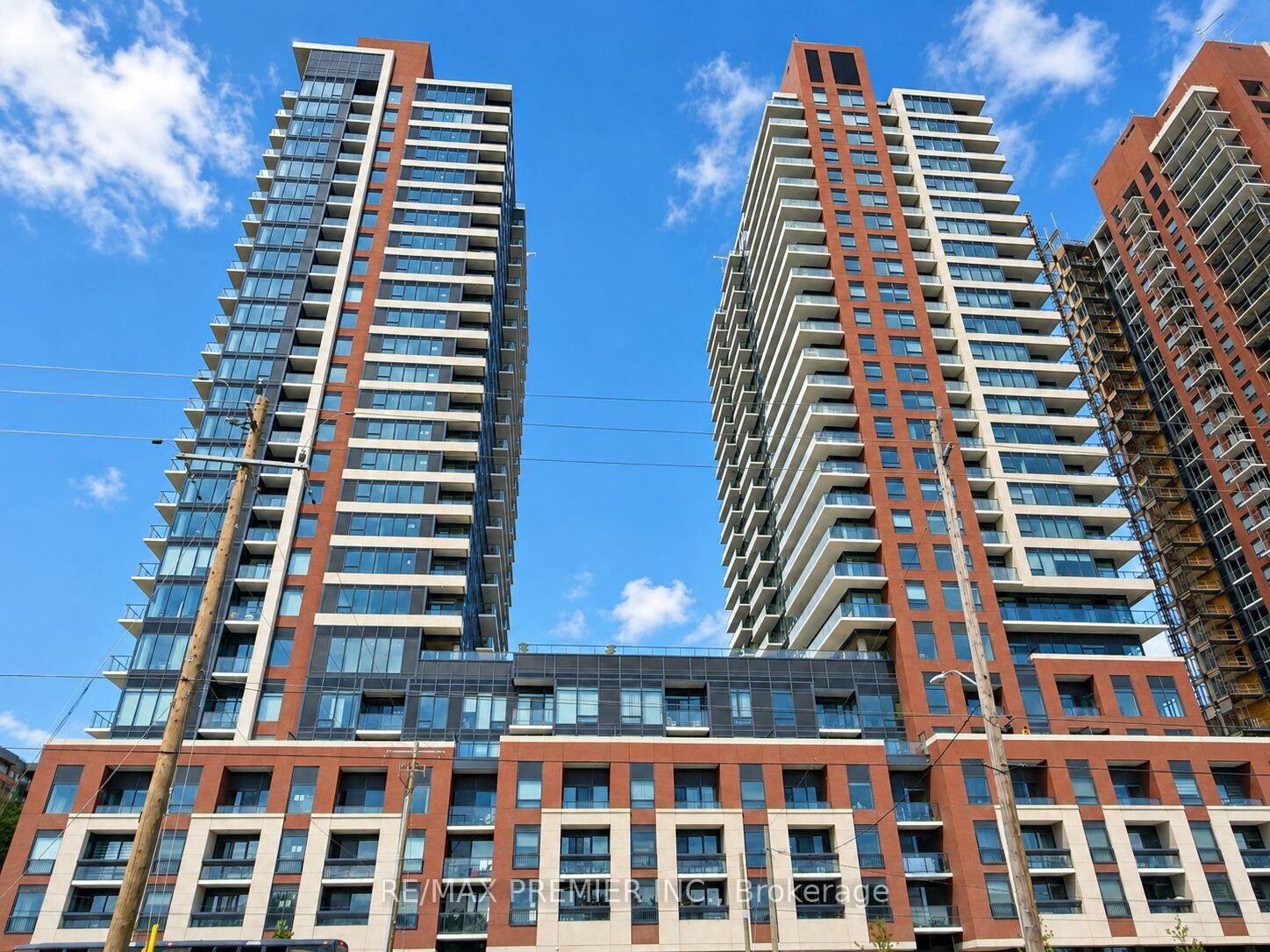 Property Photo:  4010 Eglinton Avenue W 2112  ON M9A 0G5 