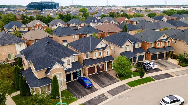 Property Photo:  3119 Hedges Drive  ON L7M 0E3 