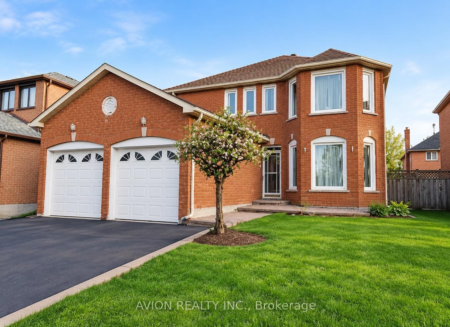 Property Photo:  7 Fairty Drive (Basement Apartment),  ON L3S 2Z7 