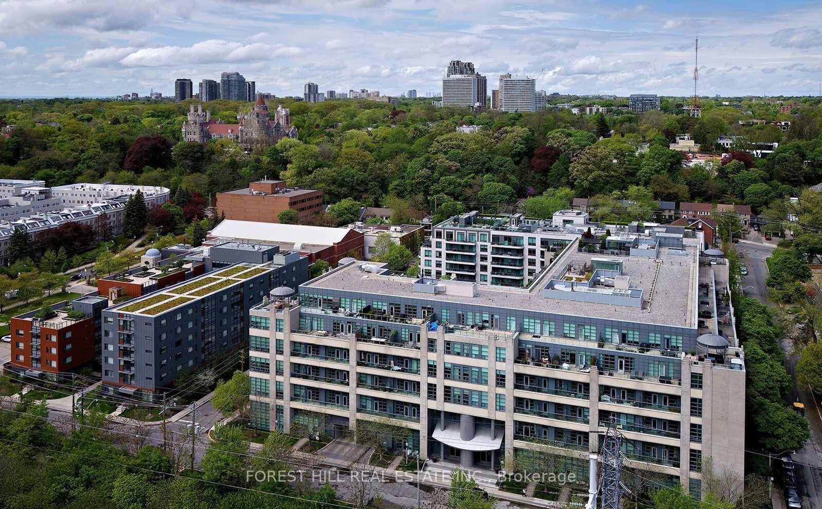 Property Photo:  380 Macpherson Avenue 408  ON M4V 3E3 
