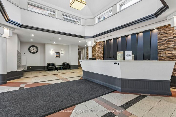 Property Photo:  1150 Parkwest Place 307  ON L5E 3K4 