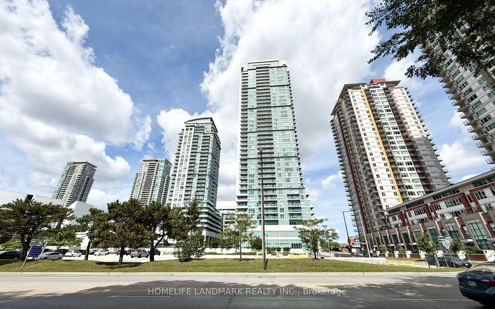 Property Photo:  50 Town Centre Court 3710  ON M1P 0A9 