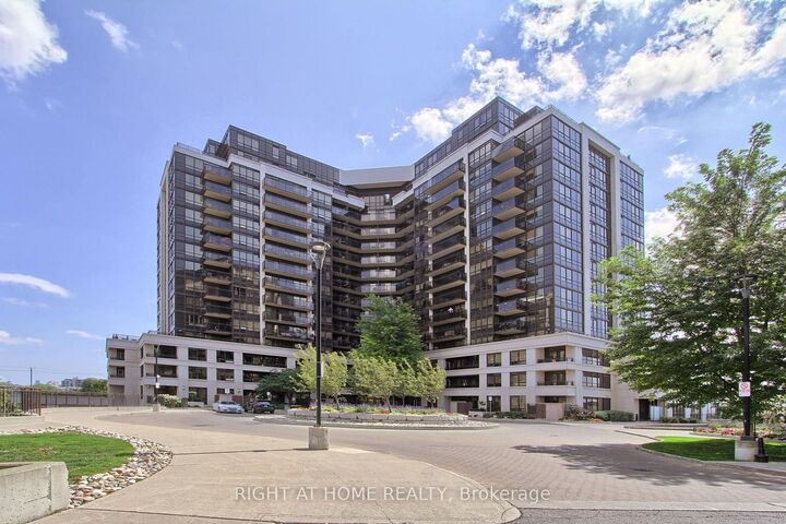 Property Photo:  1060 Sheppard Avenue W Ph04  ON M3J 0G7 