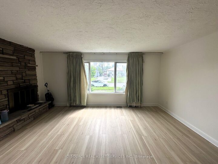 Property Photo:  36 Hinton Road Main Fl  ON M9W 2V5 