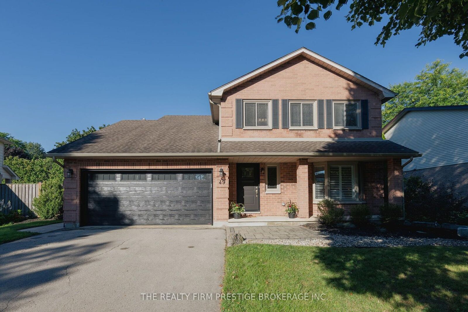 Property Photo: 49 Whisperwood Crescent ON N6K 3Y9