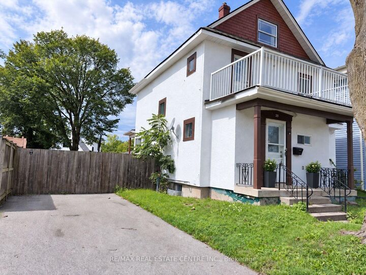 Property Photo:  39 Oakland Avenue  ON L3C 2B8 