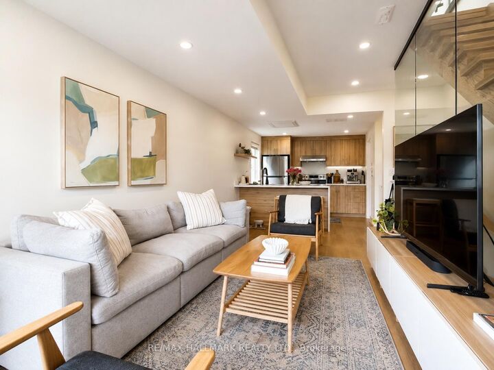 Property Photo:  72 Jones Avenue Unit F  ON M4M 2Z8 