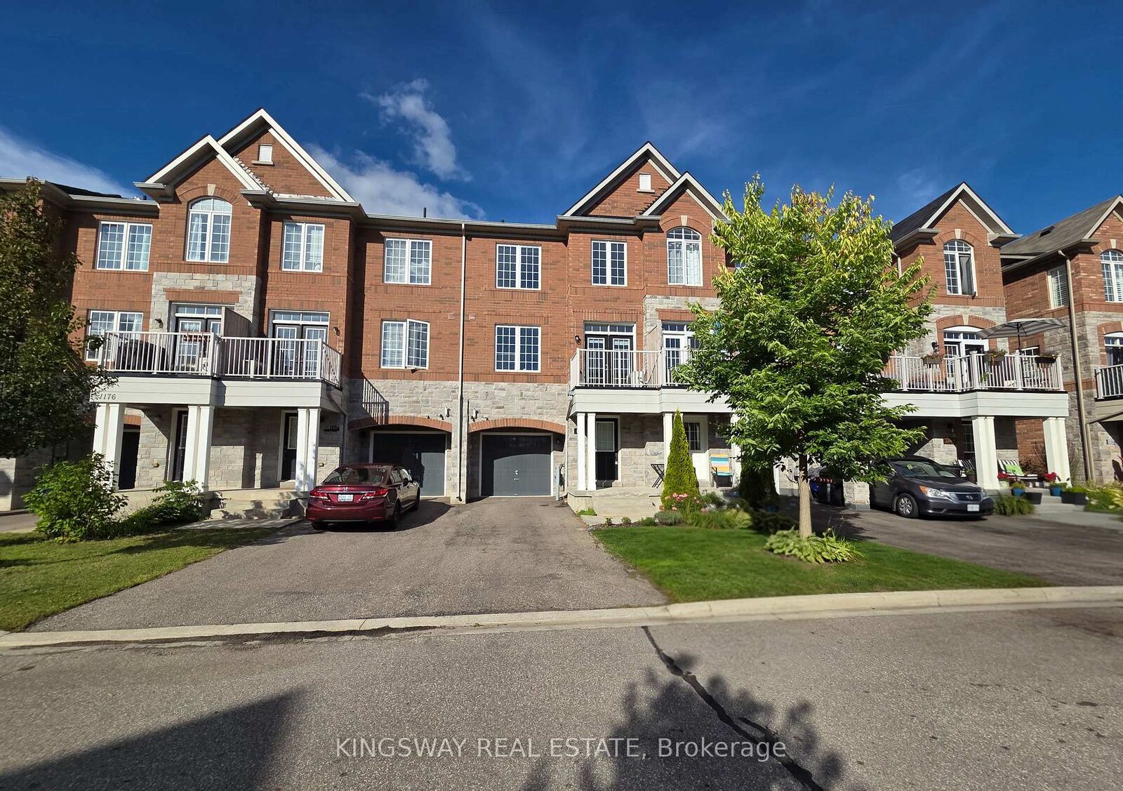 Property Photo:  1172 Durno Court  ON L9T 8P6 