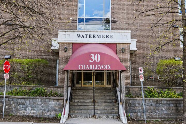Property Photo:  30 Charlevoix Street 103  ON K1L 8K5 