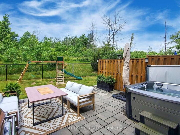 Property Photo:  35 Midhurst Heights 30  ON L8J 0K9 