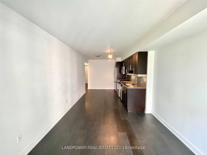 Property Photo:  525 Adelaide Street W 1122  ON M5V 0N7 