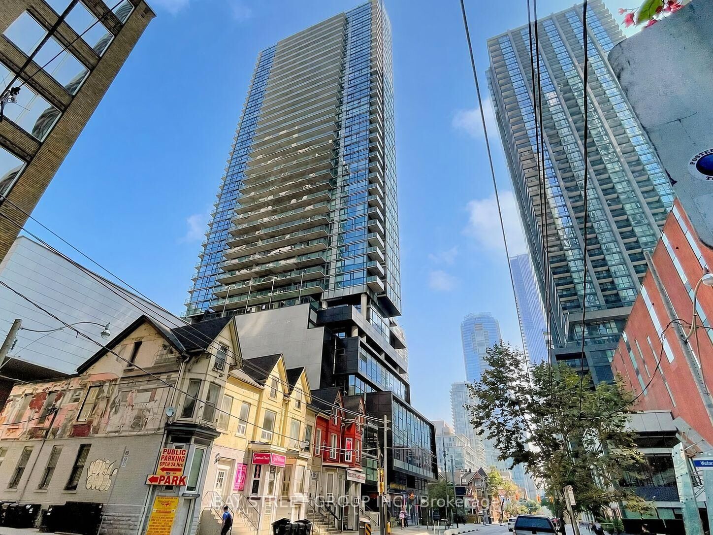 Property Photo:  290 Adelaide Street W 1303  ON M5V 0P3 