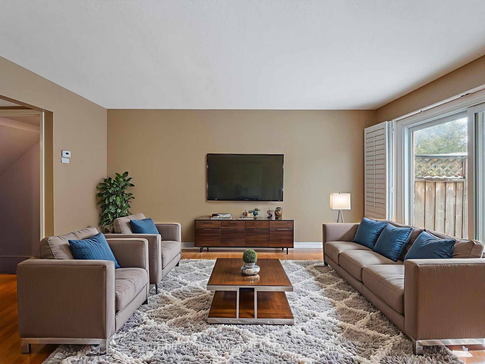Property Photo:  385 The East Mall N/A #60  ON M9B 6J4 