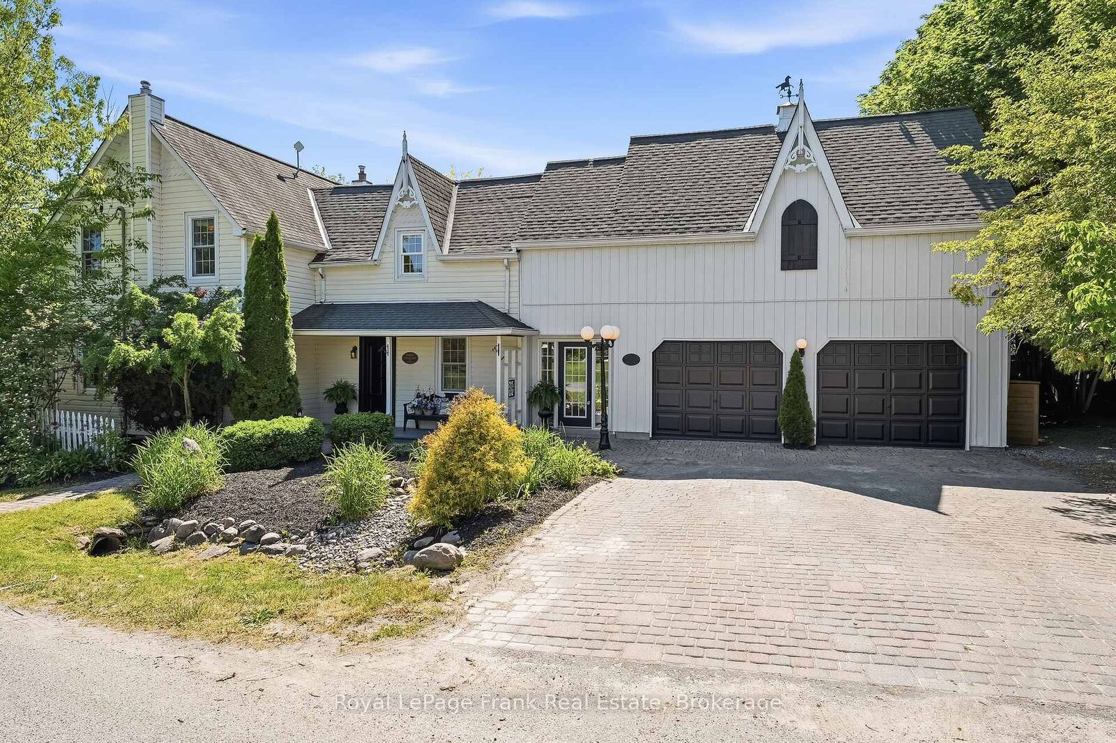 Property Photo:  182 River Street  ON L0C 1G0 