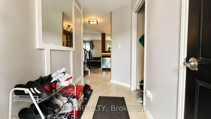 Property Photo:  175 Henhoeffer Crescent  ON N2E 4H1 